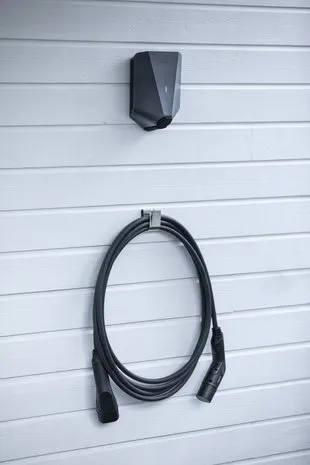 EASEE CHARGE CORE LAADPAAL 3,7KW TOT 22KW 1FASE/3FASE VOOR MG HS PLUGIN HYBRID