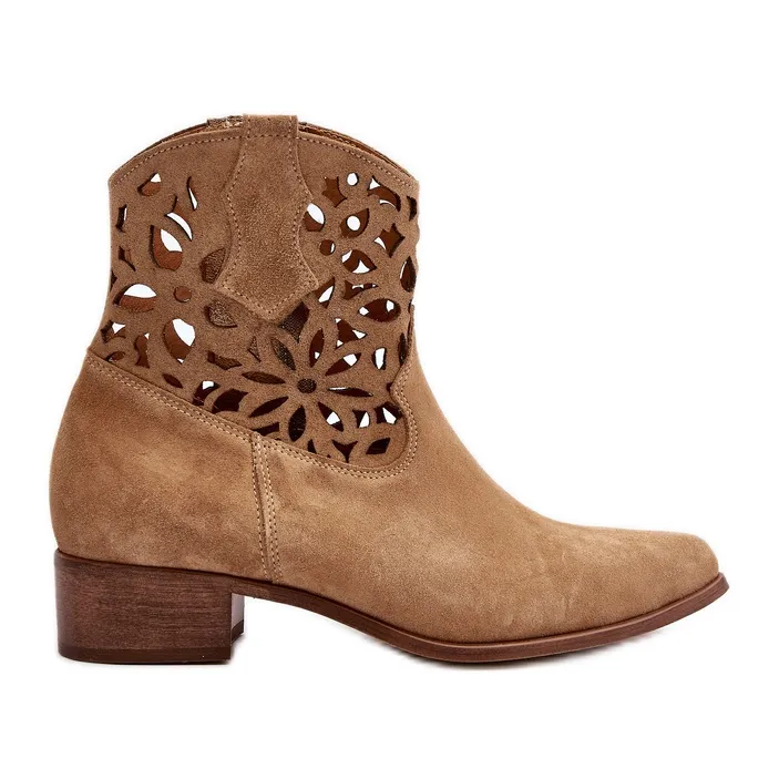 Zazoo 3404 opengewerkte cowboylaarzen op lage hakken suède beige